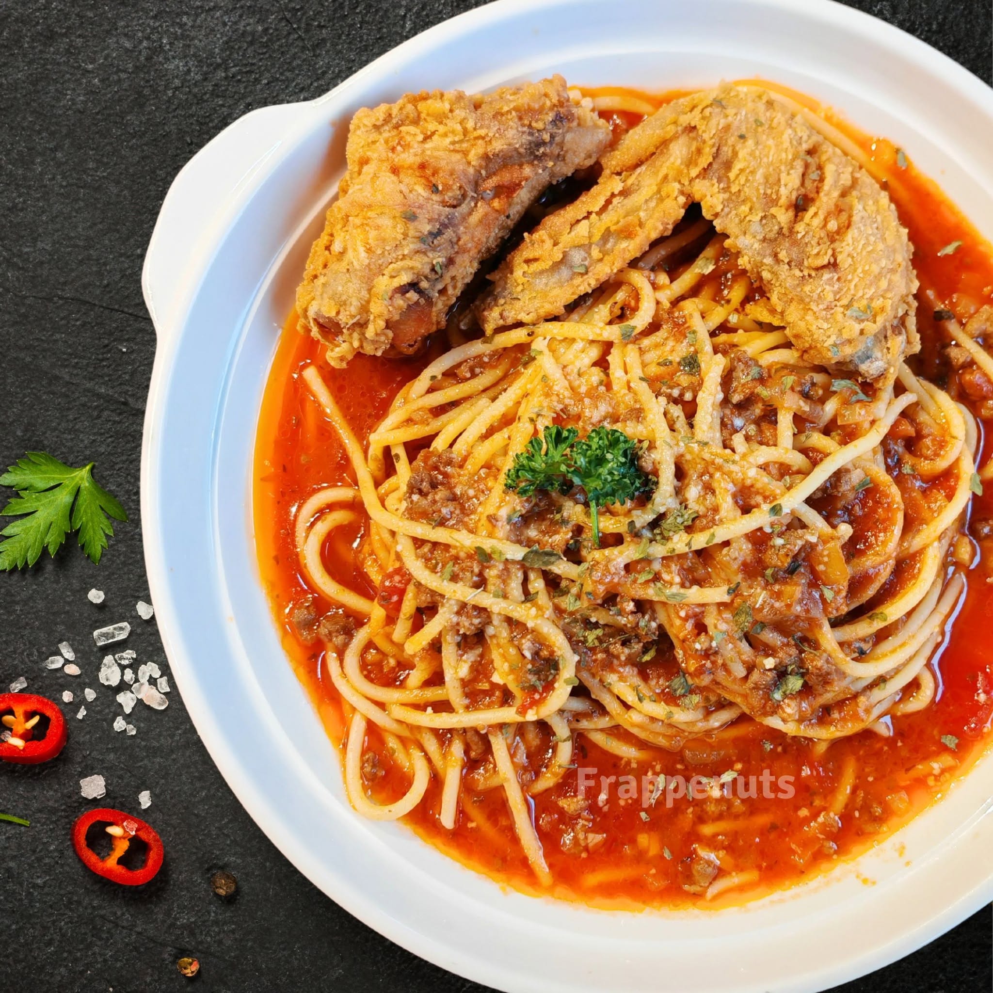 Spaghetti with fried chicken